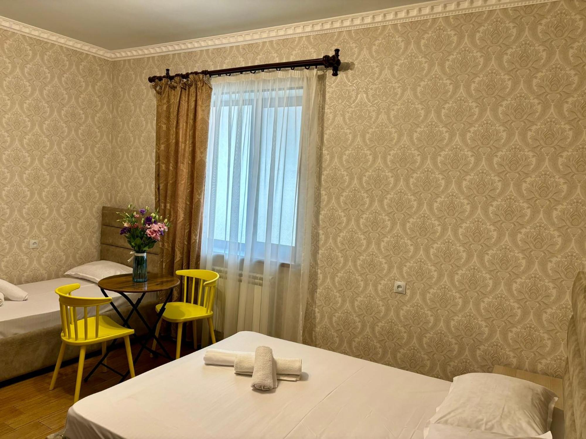 Styopa Hotel エレバン エクステリア 写真